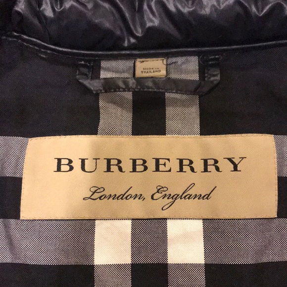 Burberry Coat - Picture 3 of 4